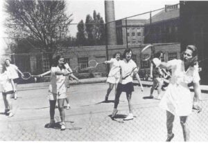 Picture of women playting tennis